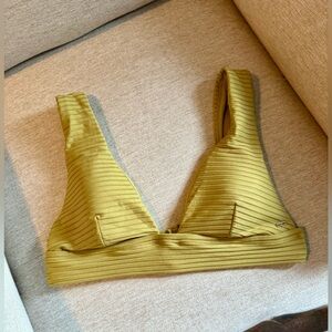 Rip Curl Premium Surf Deep V bikini top